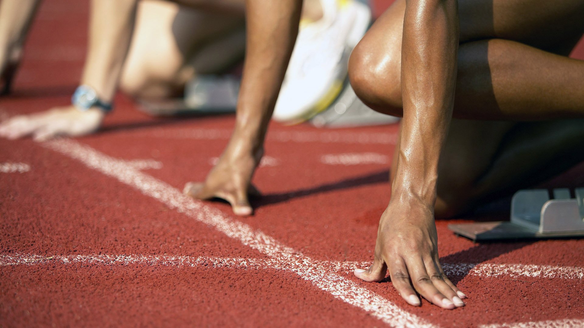 开云体育APP下载-赛道上的大脑，萨卡如何以攻防转换核心角色定义F1年度争冠之夜